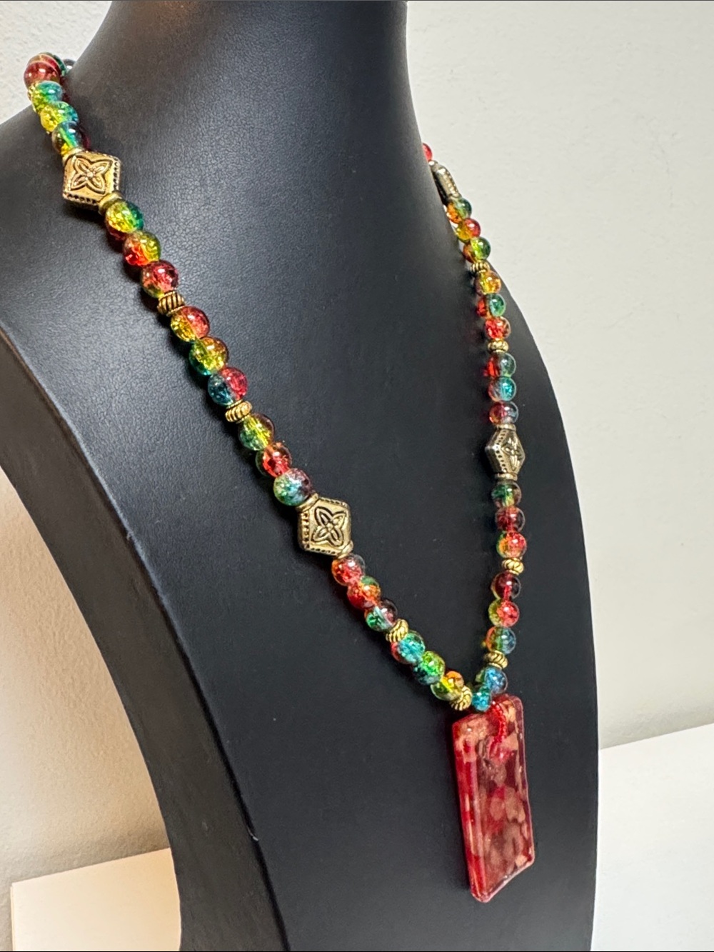 GLASS multicolored necklace - Picture 2 of 4